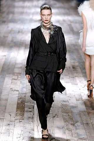 Look 30